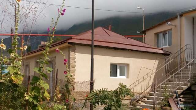 Гостевой дом Mount Guest Степанцминда-16